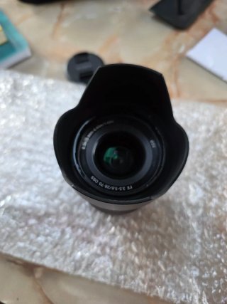 Sony SEL2870 Full-Frame y pack filtros Hoya.