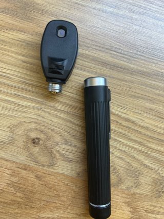 Oftalmoscopio HEINE Mini 2000 sin usar