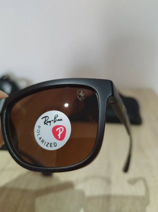 Gafas de Sol Ray-Ban Ferrari Negras Marrones