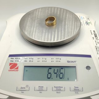 00705 ANILLO CON PIEDRAS DE COLOR DE ORO 18K T17