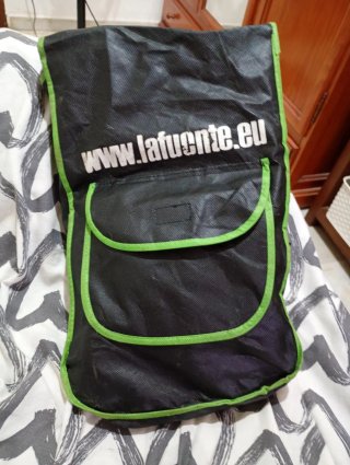 Vendo bola de remolque y enganche , seminuevo