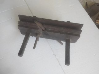 Juego de 4 cepillos antiguos de carpintero