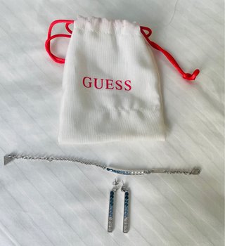 Conjunto Guess Pulsera y Pendientes Cristales