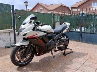 Suzuki GSX 650F A2