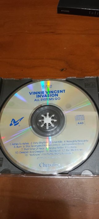CD Vinnie Vincent Invasion