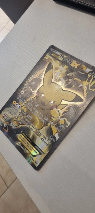 Carta Jumbo Pikachu EX XY124
