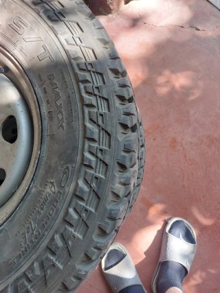 Ruedas Cooper Discoverer STT Pro 235/85R16