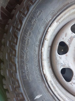 Ruedas Cooper Discoverer STT Pro 235/85R16
