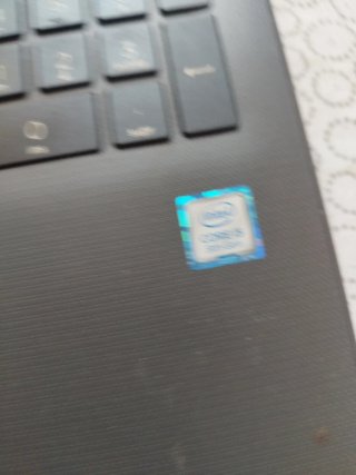 HP 250 G7 i5 8ª Gen 8GB RAM 256GB SSD