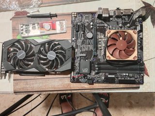 Placa Gigabyte, Gráfica Gigabyte y Cooler Noctua