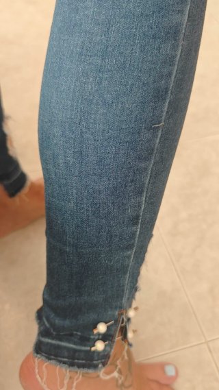 Pantalón vaquero mujer desgarrado