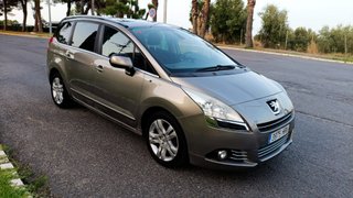 Peugeot 5008 Style 1.6 HDI 115 FAP