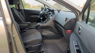 Peugeot 5008 Style 1.6 HDI 115 FAP