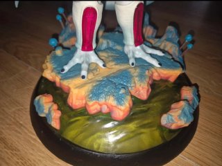 Figura Frieza Siempre en vitrina Colores perfectos