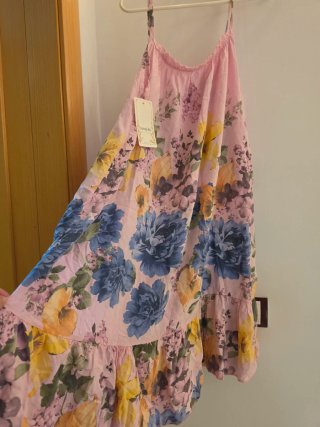 Vestido floral rosa talla XL Nuevo con etiqueta.