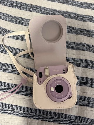 Fujifilm Instax Mini 11 Lila + Funda protectora