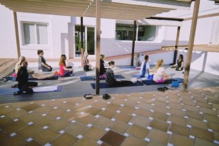 CLASES PARTICULARES DE YOGA