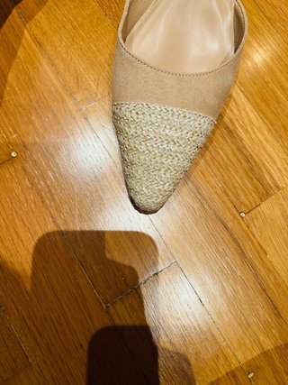 Zapatos Sfera Talla 39 Beige y Dorado