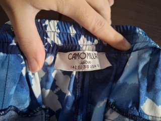 Pantaloni eleganti Camomilla blu e bianchi nuovi