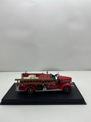Lotto 3 modellini pompieri: Hummer, LaFrance, Mack