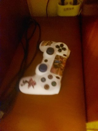 PS4 SLIM + MANDO ESPECIAL