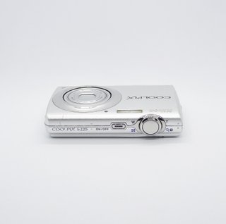 Nikon Coolpix S225 Argento ERRORE OBIETTIVO