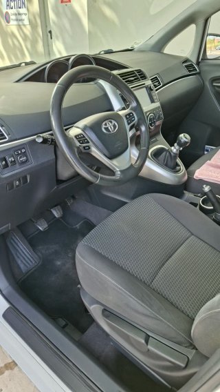 Toyota Verso 2015