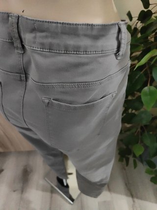 Pantalones vaqueros grises Primark sin estrenar
