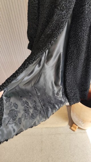 Abrigo largo astracán auténtico negro