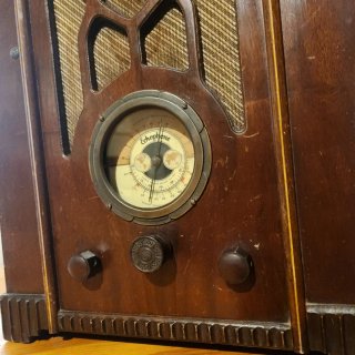 Radio Antigua Hechophone Madera Marrón