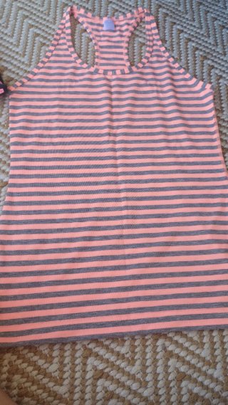 Lote 5 Camisetas Talla S + Bikini Rosa