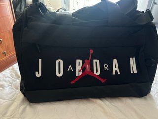 Mochila Jordan Negra y Roja