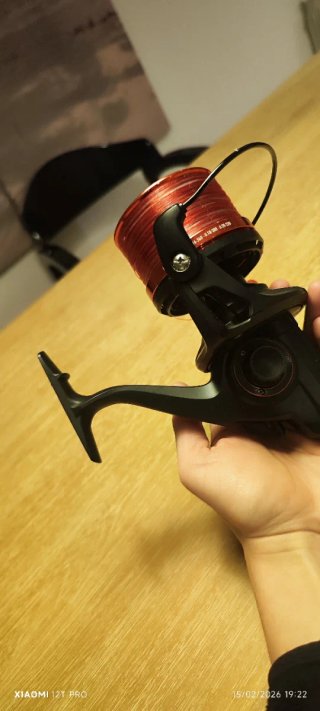 Caña Surfcasting Oakum Akawi + Carrete Zun Zun