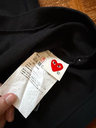 Camiseta Comme des Garçons Negra