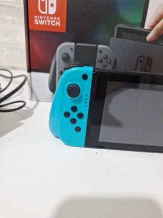 Nintendo Switch + 3 Juegos
