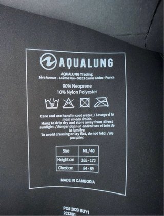Traje neopreno Aqualung con capucha