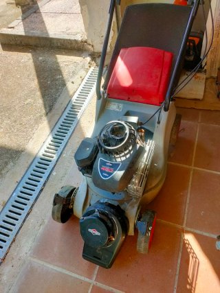Cortacésped Briggs & Stratton 148cc