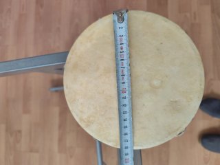 Pandereta de piel