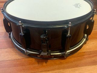 Caja de batería acústica negra