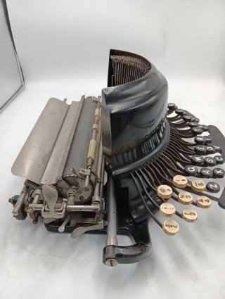 Máquina de escribir Franklin antigua