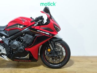 HONDA CBR 650 R (A2)(QUICKSHIFTER)(HONDA PLUS 11/28)