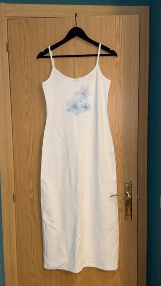 Vestido midi blanco flores azules Mango Talla