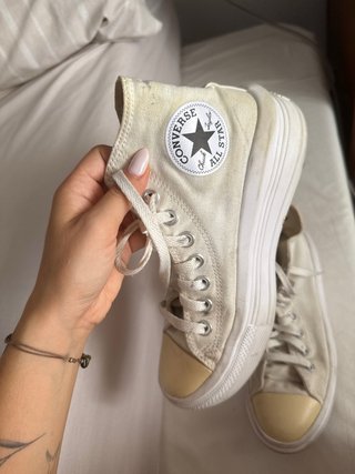 Converse plataforma beige talla 38.5