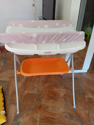 Cambiador de bañera para bebé