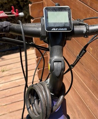 Bicicleta Eléctrica Atala Morada.