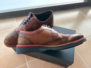 Zapatos Ángel Infantes Marrones Brogue