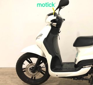 PEUGEOT TWEET 125 (IVA DEDUCIBLE)