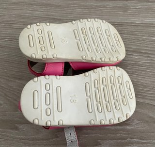 Sandalias bebé niña rosa talla 18