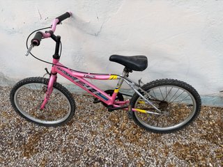 Bicicleta infantil rosa