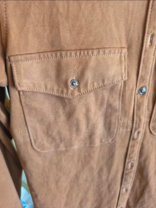 Camisa Stradivarius manga larga bolsillos